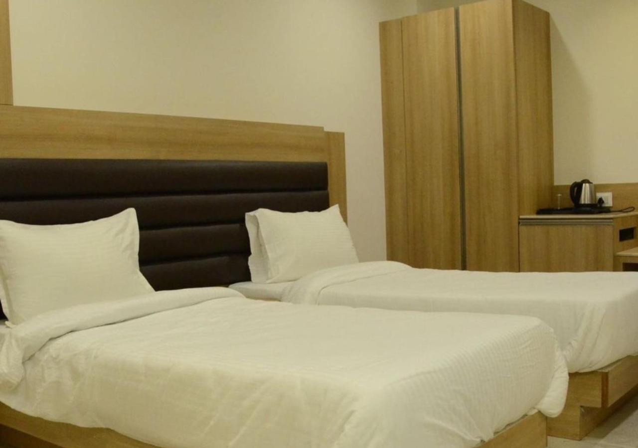 Hotel Aaradhya ウダイプル エクステリア 写真