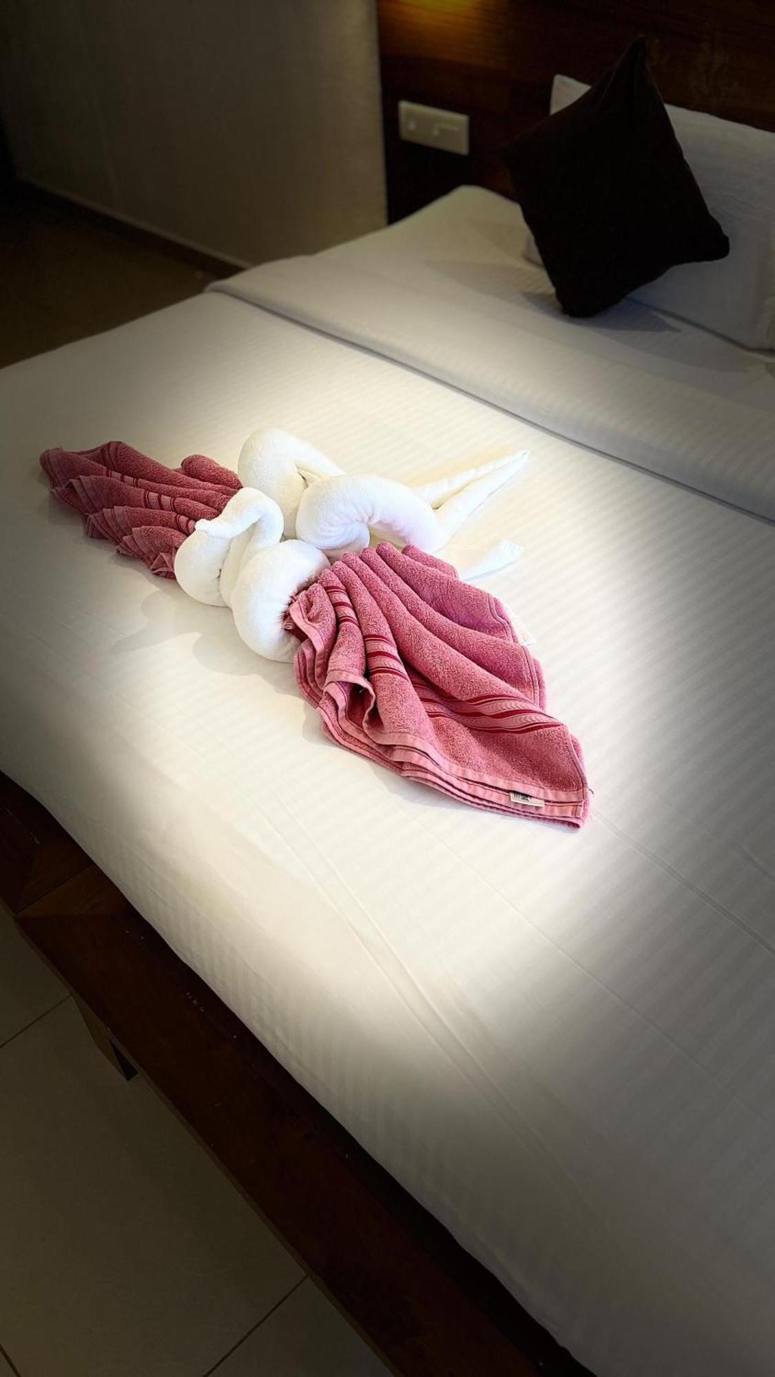 Hotel Aaradhya ウダイプル エクステリア 写真